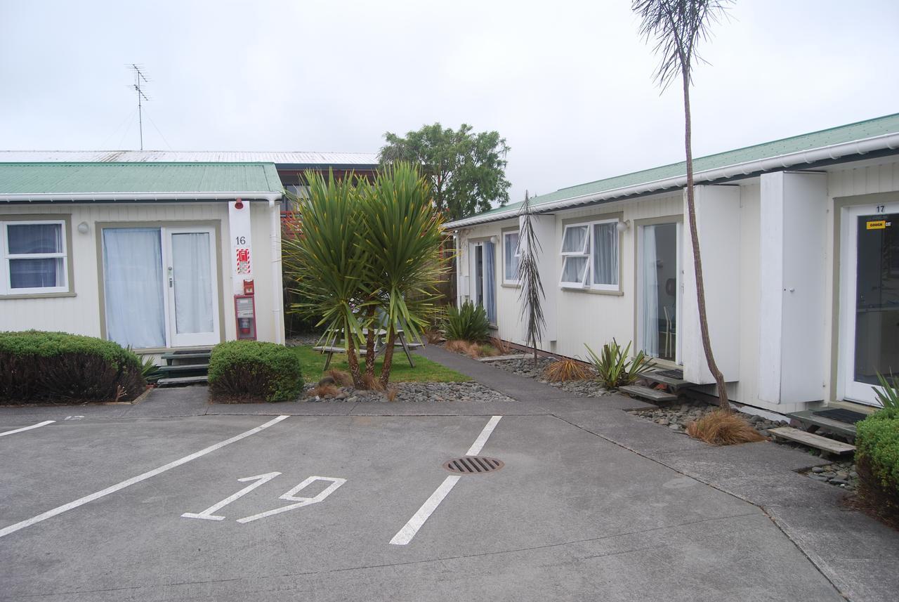 Ohakune Central Backpackers & Cabins Zewnętrze zdjęcie
